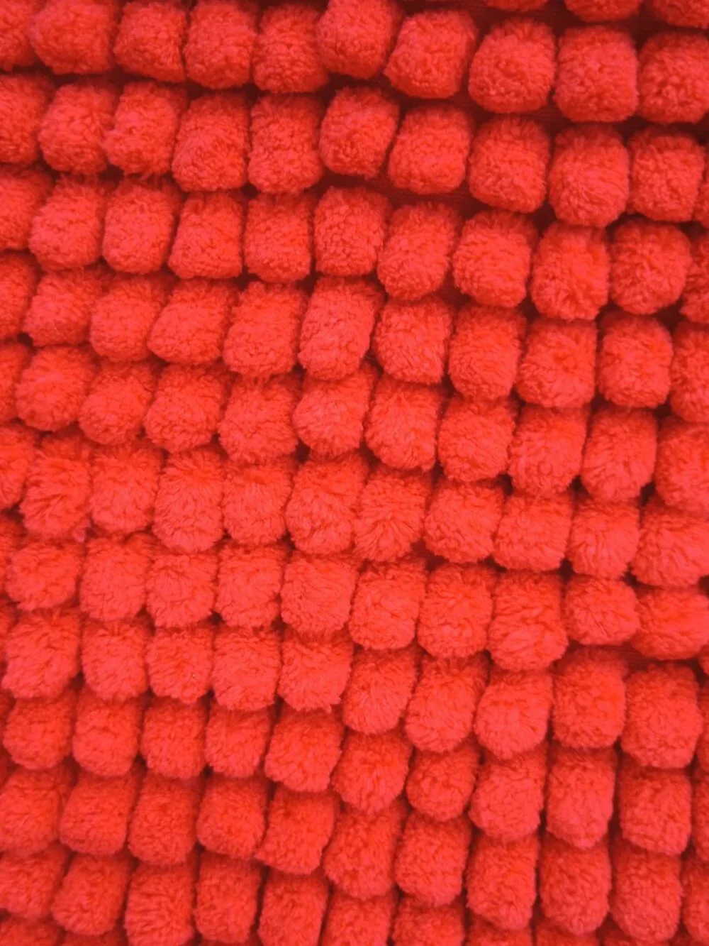 *NEW Room Essentials Bright Red Heart-Shaped Chenille 24